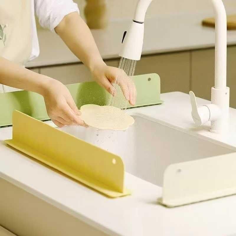 Silicone Splash Guard For Kitchen Sink (Assorted colour) (Pack Of 2)